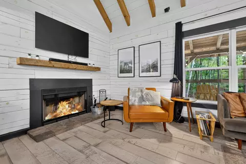 Living - 2403 Sarvisberry Dr, Monteagle, TN 37356 photo 4 of 4