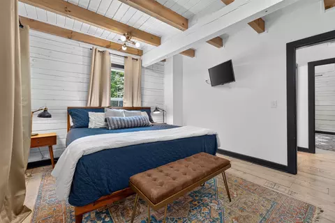 Bedroom - 2403 Sarvisberry Dr, Monteagle, TN 37356 photo 2 of 10