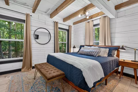 Bedroom - 2403 Sarvisberry Dr, Monteagle, TN 37356 photo 1 of 10
