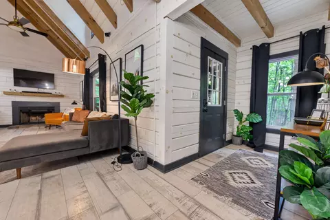 Entry Way - 2403 Sarvisberry Dr, Monteagle, TN 37356 photo 1 of 4