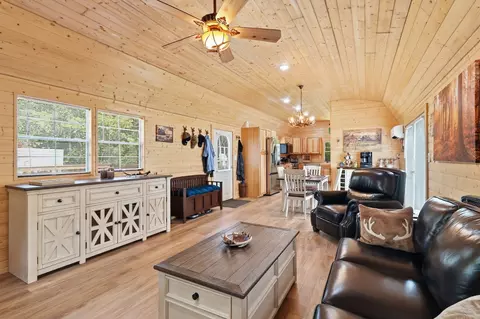 137 Summit Dr, Dover, TN 37058 photo 38