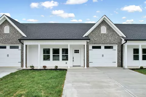 1080 Congress Pkwy N #B, Athens, TN 37303
