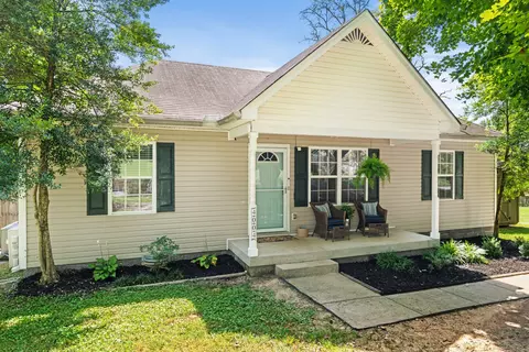 4004 Cumberland Ave, Old Hickory, TN 37138