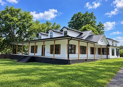 138 Shelbyville Hwy, Fayetteville, TN 37334