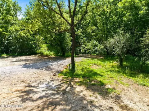 5694 Ladd Springs Rd, Old Fort, TN 37362