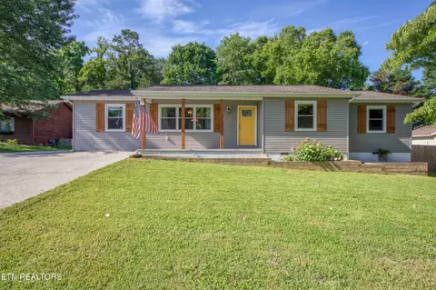 5670 Matlock Dr, Knoxville, TN 37921