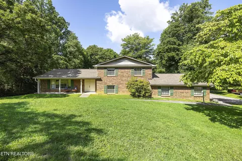 7516 Gynevere Dr, Knoxville, TN 37931