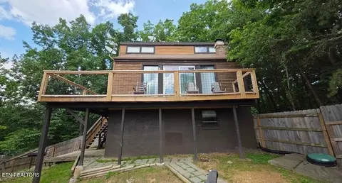 3073 Engle Town Rd, Sevierville, TN 37862