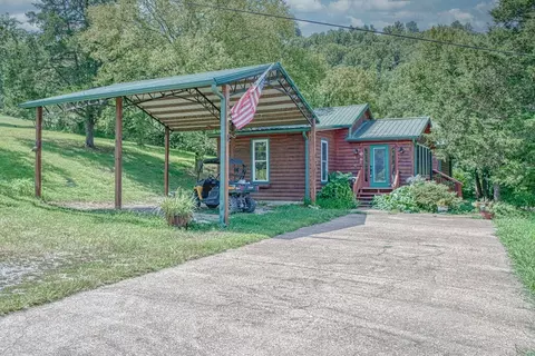 424 Forrester Hollow Ln, Granville, TN 38564