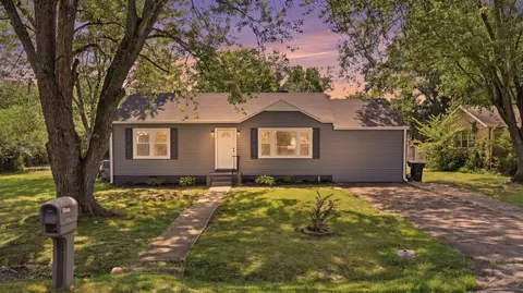 223 Lynn St, Tullahoma, TN 37388