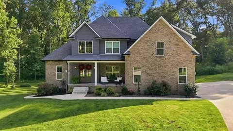 2988 W Mor Dr, Clarksville, TN 37043