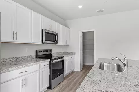 Kitchen - 226 E Millbrook Dr, Spring Hill, TN 37174 photo 4 of 4