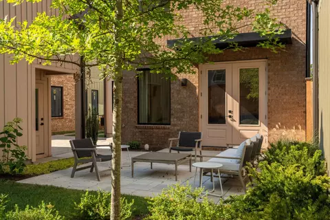 627 Richmond Bnd, Nashville, TN 37206