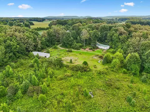 2010 Rock Rd, Morrison, TN 37357 photo 3