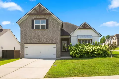 5905 Covent Ln, Smyrna, TN 37167