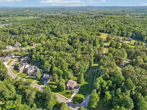 124 Angels Cove Ln, Lebanon, TN 37087