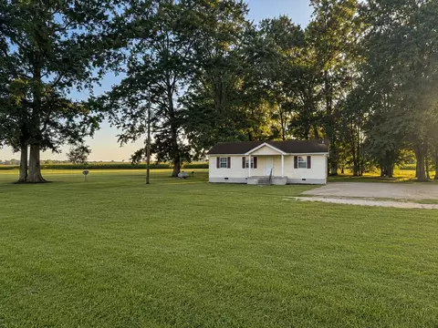 686 Johnson St, Clarksville, TN 37043