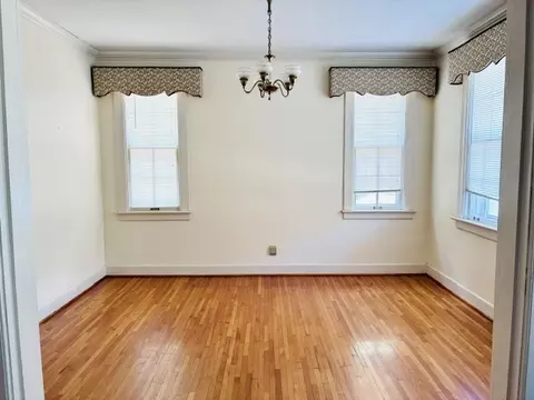 129 N Forrest Ave, Camden, TN 38320