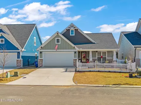 5122 NW Ella Ln, Cleveland, TN 37312