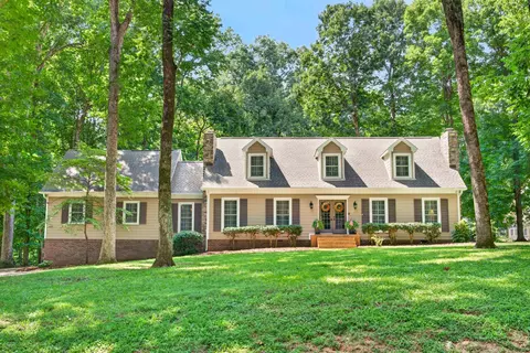 208 Hidden Lake Rd, Hendersonville, TN 37075