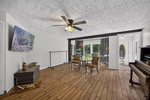 Living - 7220 Friendly Rd, Baxter, TN 38544 photo 1 of 1