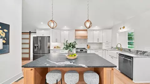 Kitchen - 93 Gary Ln, Ringgold, GA 30736 photo 1 of 4