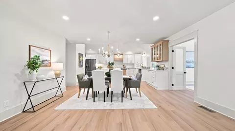 Dining - 93 Gary Ln, Ringgold, GA 30736 photo 2 of 2