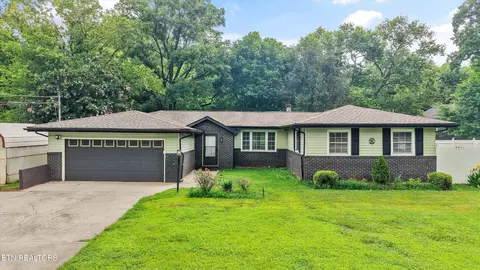 7509 Rising Rd, Knoxville, TN 37924