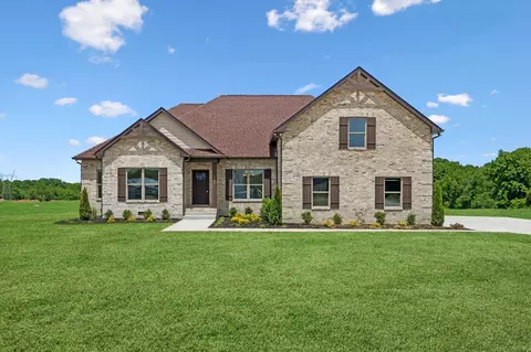 2684 Lights Chapel Rd, Greenbrier, TN 37073