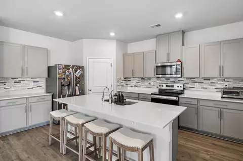 Kitchen - 4922 Barnburgh Ln, Murfreesboro, TN 37129 photo 1 of 4