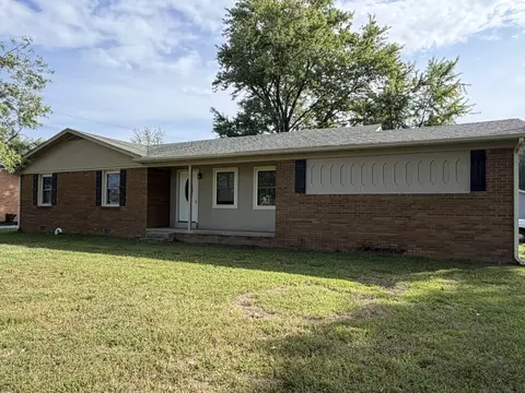 2128 Lambert Dr, Westmoreland, TN 37186