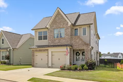 1302 Little Sorrel Rd, Hixson, TN 37343