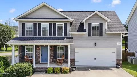 1904 Mahogany Wood Tr, Knoxville, TN 37920