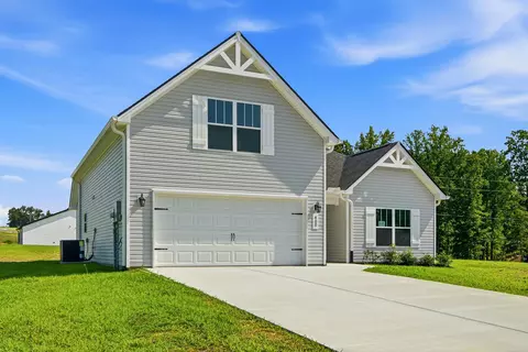 Exterior - 400 Marcella Ct, Dickson, TN 37055 photo 9 of 17