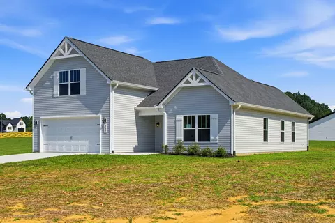 Exterior - 400 Marcella Ct, Dickson, TN 37055 photo 5 of 17