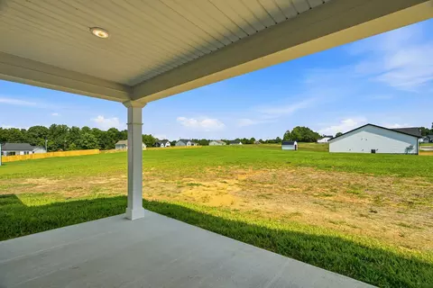 Exterior - 400 Marcella Ct, Dickson, TN 37055 photo 12 of 17