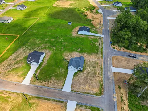 View/Area - 400 Marcella Ct, Dickson, TN 37055 photo 1 of 11
