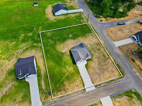 View/Area - 400 Marcella Ct, Dickson, TN 37055 photo 3 of 11