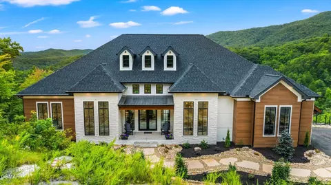 3104 Smoky Bluff Trl, Sevierville, TN 37862