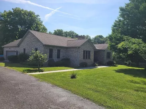 577 Fairview School Rd, Normandy, TN 37360