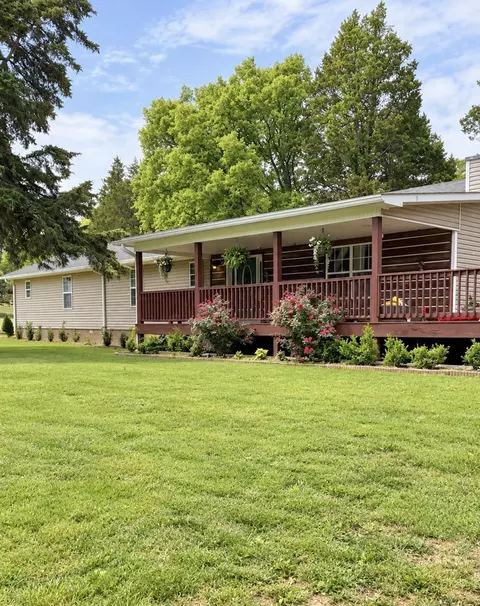 257 Glen Holliday Rd, Indian Mound, TN 37079