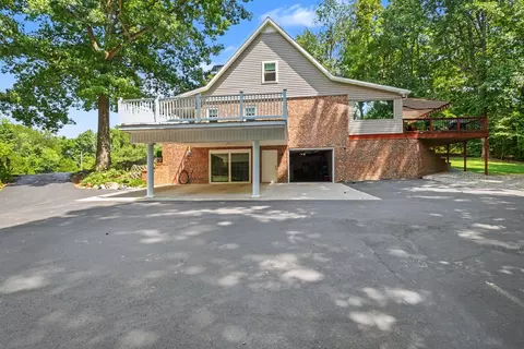 Exterior - 5833 Highway 76 E, Springfield, TN 37172 photo 8 of 17