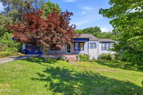 163 Ivy Ave, Lenoir City, TN 37771