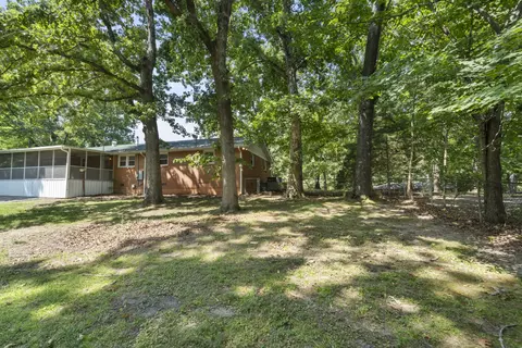 Exterior - 306 Cedarview Dr, Dickson, TN 37055 photo 12 of 13