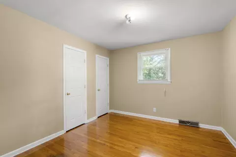 Bedroom - 306 Cedarview Dr, Dickson, TN 37055 photo 1 of 4