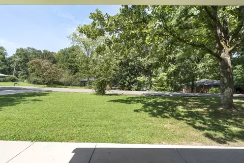 Exterior - 306 Cedarview Dr, Dickson, TN 37055 photo 6 of 13
