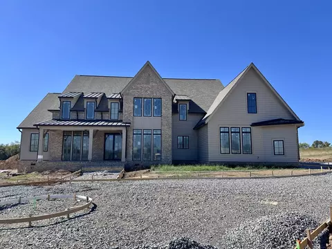 1855 Savannah Springs Dr, Franklin, TN 37064