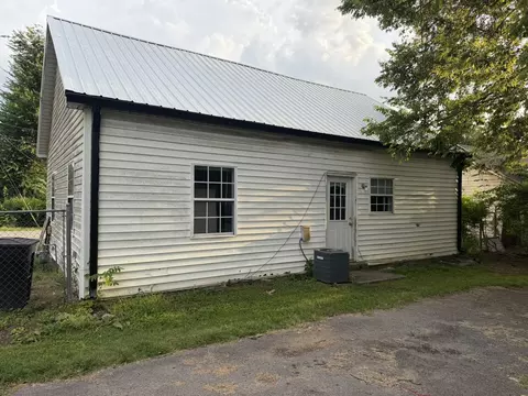 Exterior - 429 Forrest St, Murfreesboro, TN 37130 photo 2 of 5