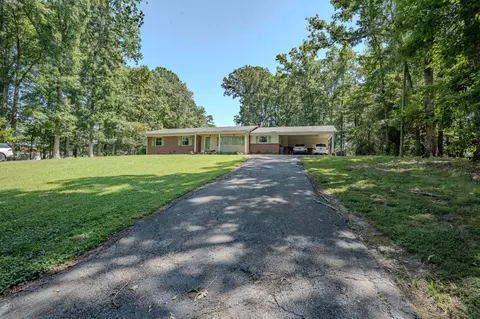 311 Gale Ln, Lawrenceburg, TN 38464