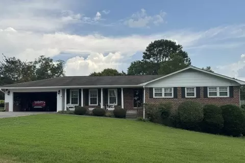 3940 Bow St NE, Cleveland, TN 37312